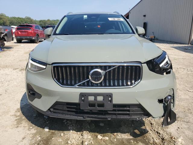 2025 VOLVO XC40 PLUS YV4L12UE9S2601455
