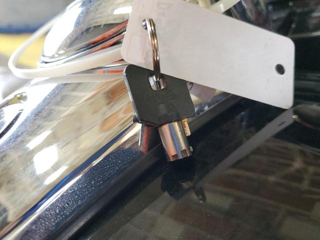 2013 HARLEY-DAVIDSON FLHX STREE 1HD1KBM14DB634661