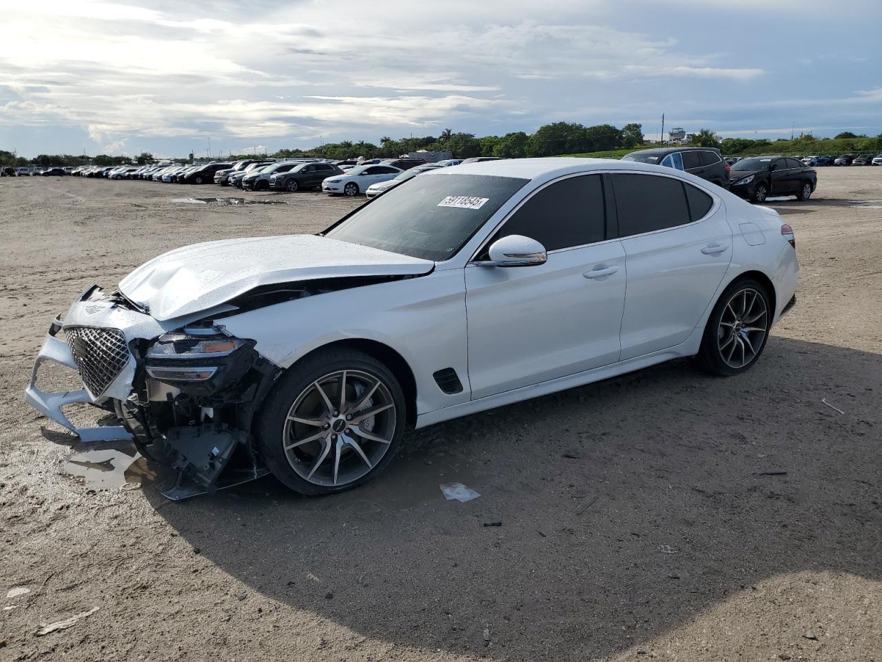 GENESIS G70 BASE