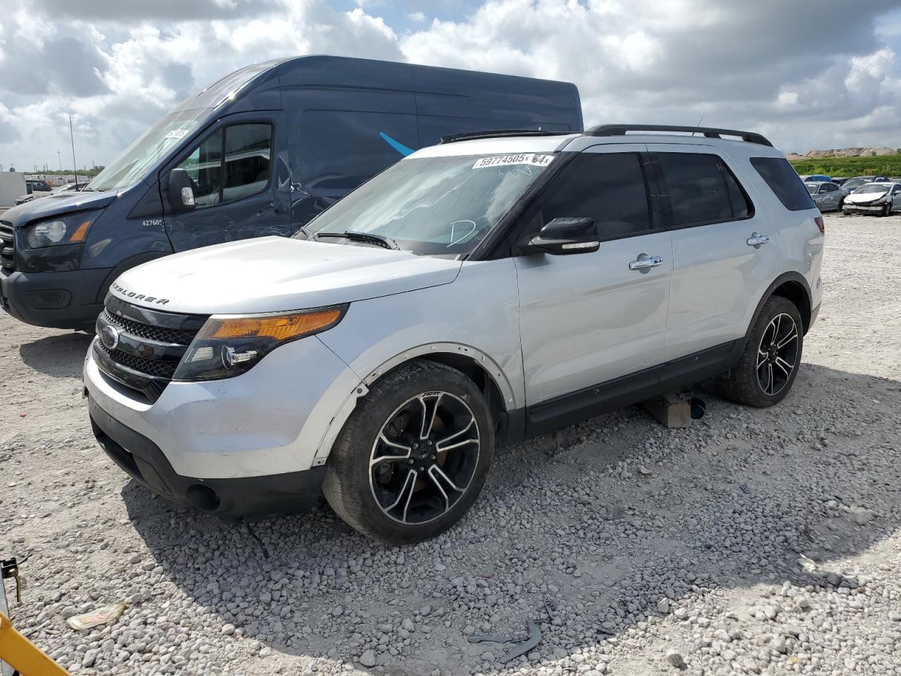 FORD EXPLORER SPORT