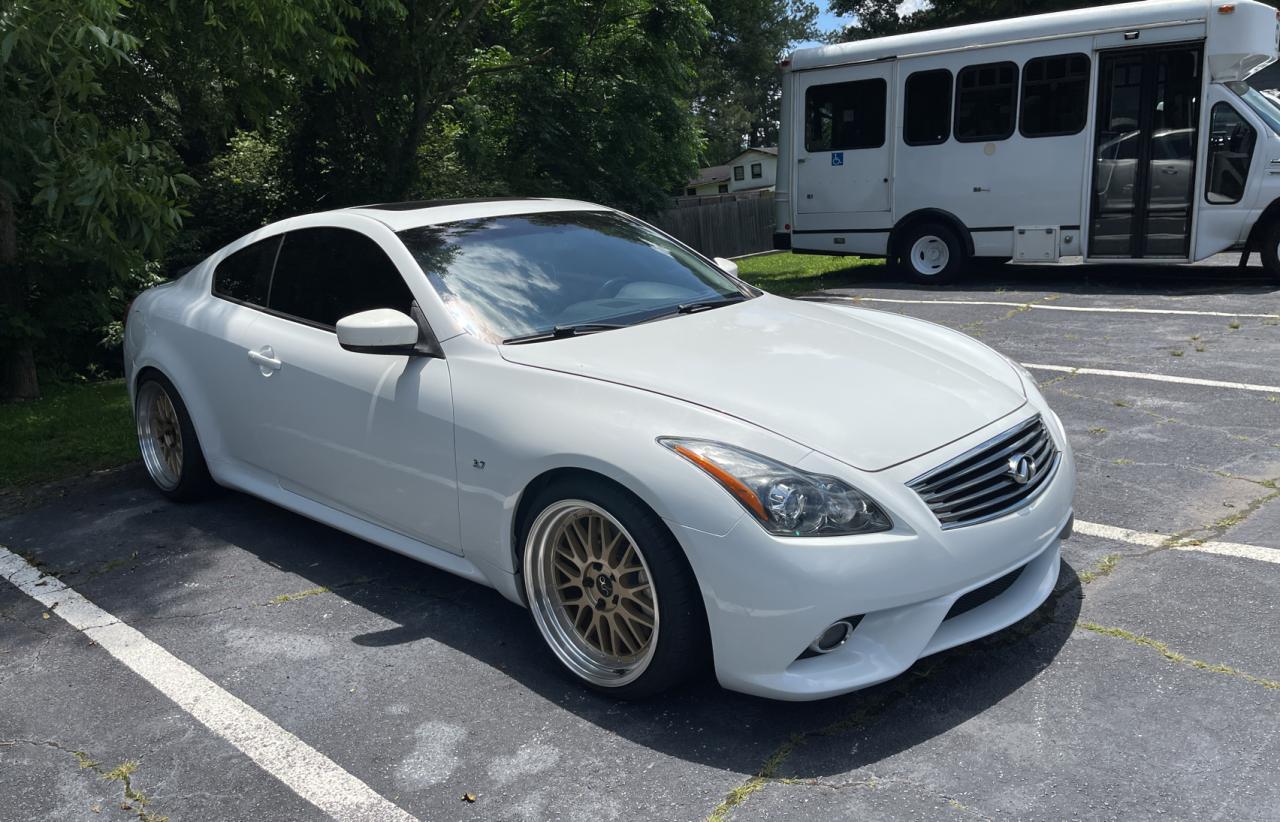 INFINITI Q60 JOURNEY