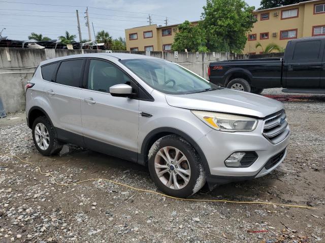 Vin: 1fmcu0gd4hud82026, lot: 58904285, ford escape se 20174
