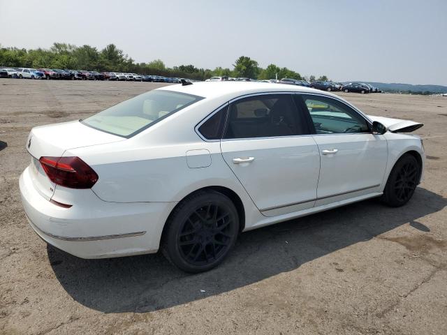 Vin: 1vwgt7a37hc032927, lot: 60321125, volkswagen passat se 20173