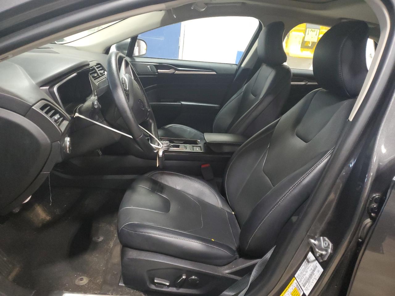 FORD FUSION TITANIUM