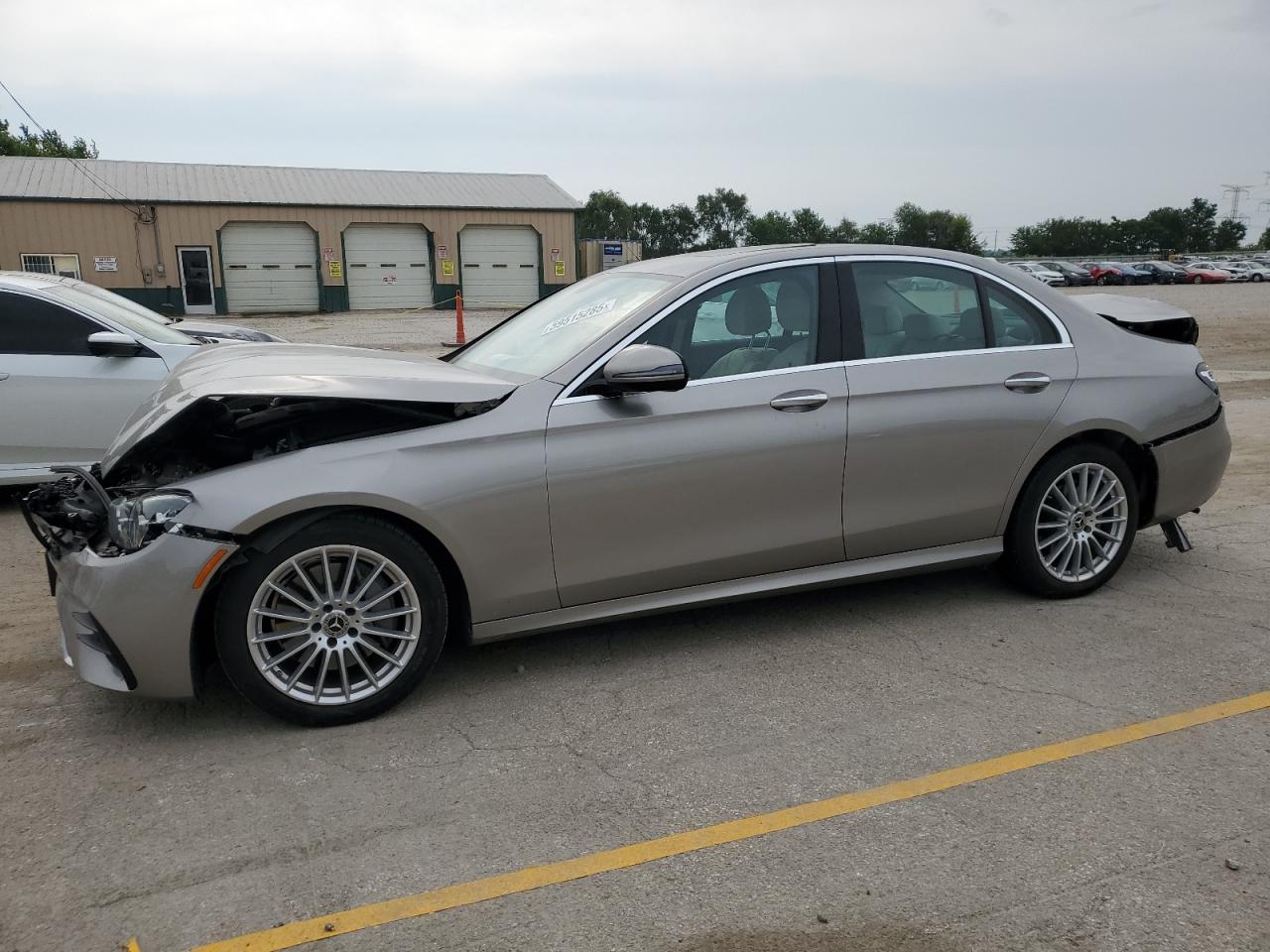 MERCEDES-BENZ E-CLASS 350