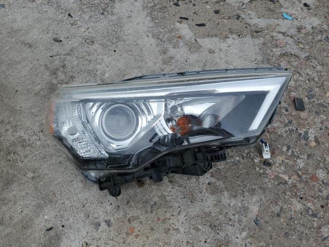 2018 TOYOTA 4RUNNER SR - JTEBU5JR0J5609743