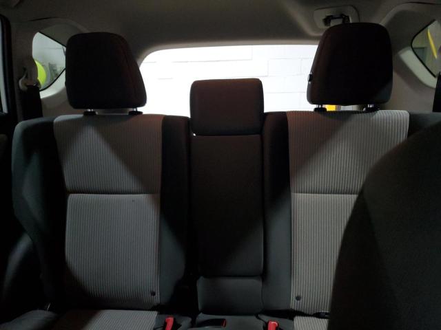 2015 TOYOTA RAV4 LE - JTMBFREV8FJ028454