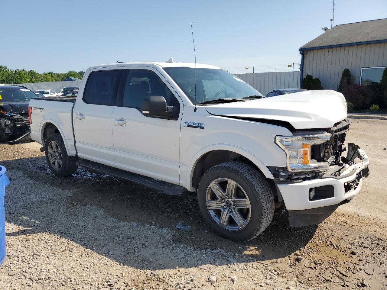 FORD F-150 SUPERCREW