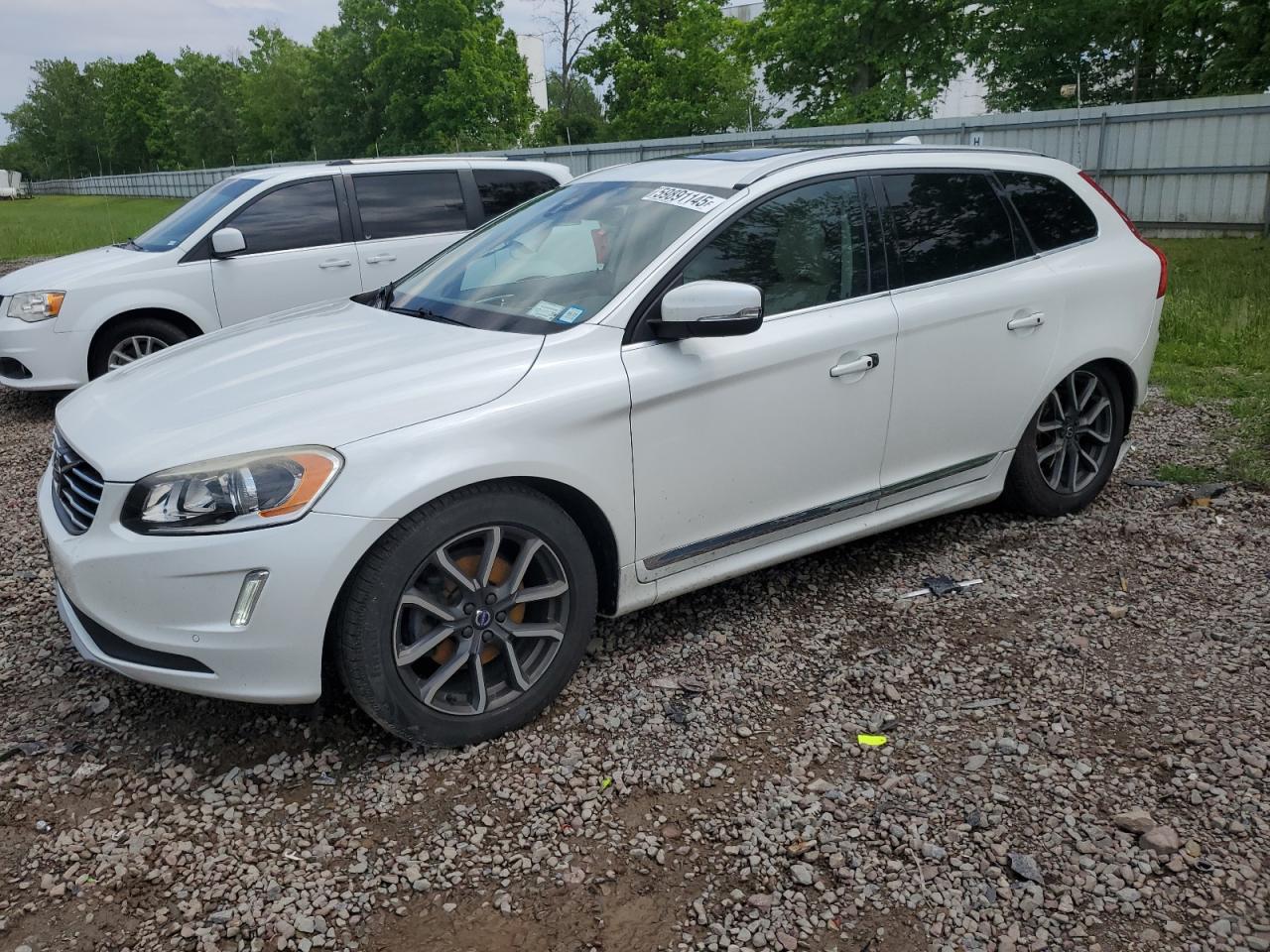 VOLVO XC60 T5 PREMIER