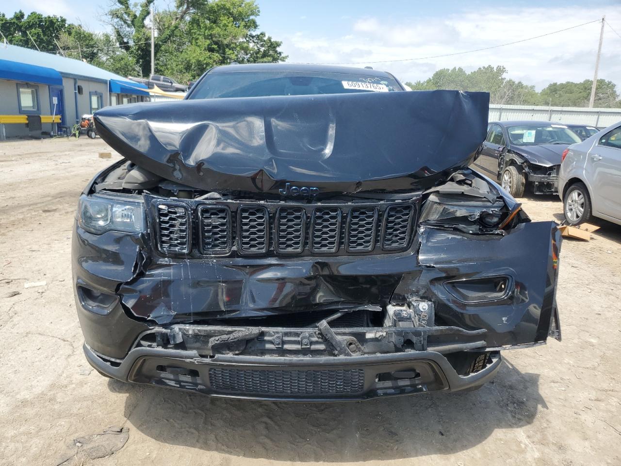 JEEP GRAND CHEROKEE LAREDO