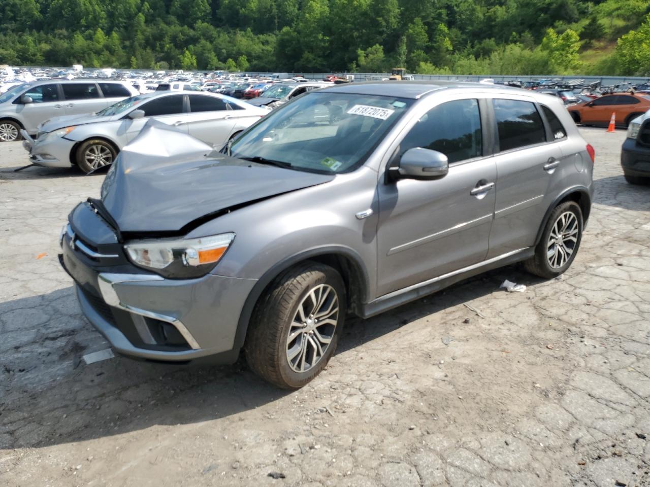 MITSUBISHI OUTLANDER ES