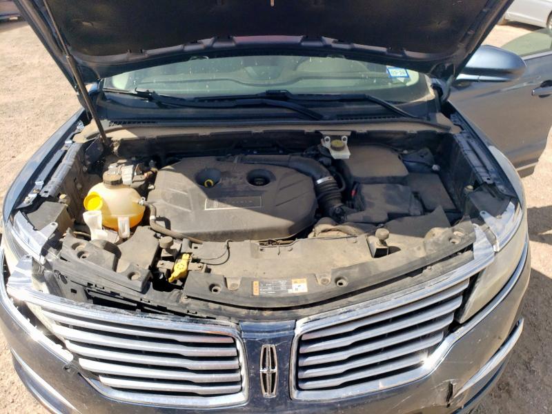 2018 LINCOLN MKC PREMIE 5LMCJ1C99JUL30359