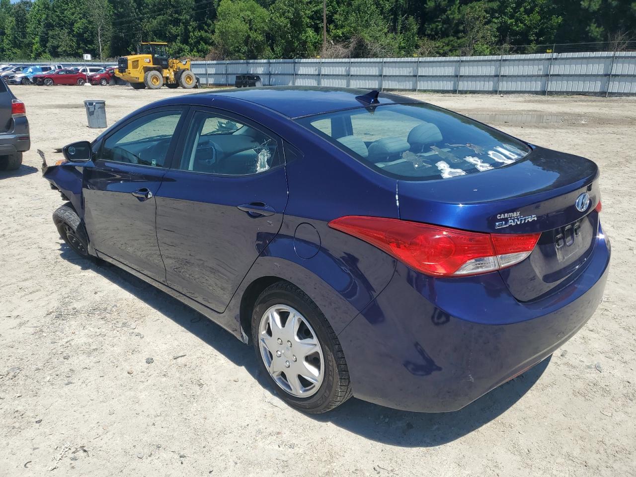 Hyundai Elantra gl 2012