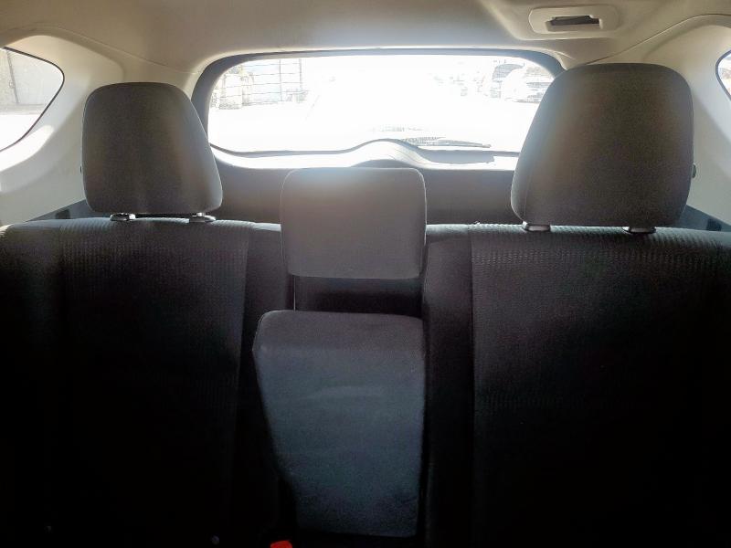 2018 TOYOTA RAV4 LE JTMZFREV1JJ156607