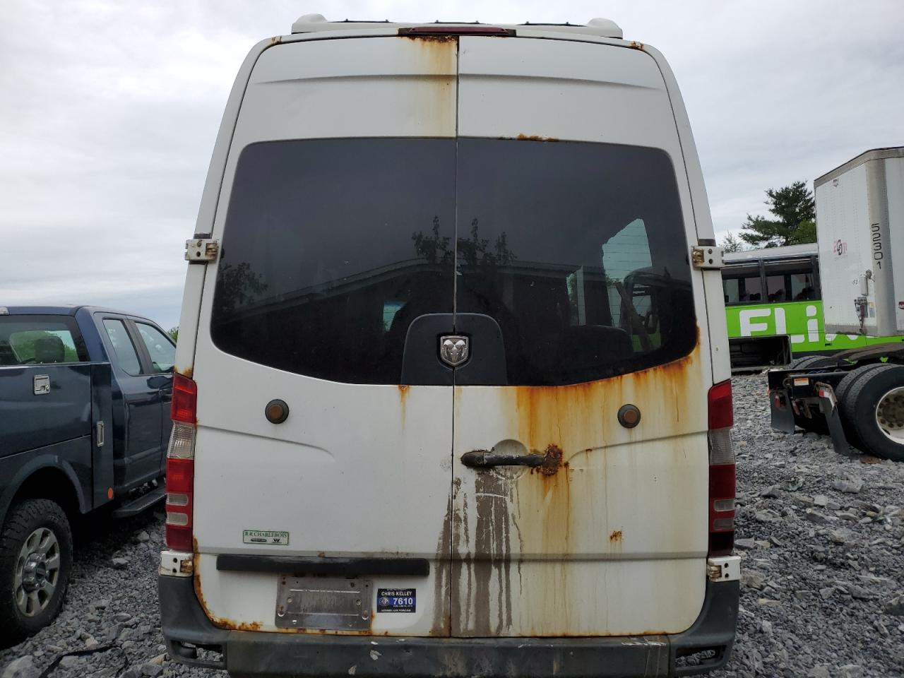 Lot #3308271211 2008 DODGE SPRINTER 3