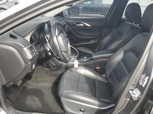2017 INFINITI QX30 SJKCH5CR3HA028570