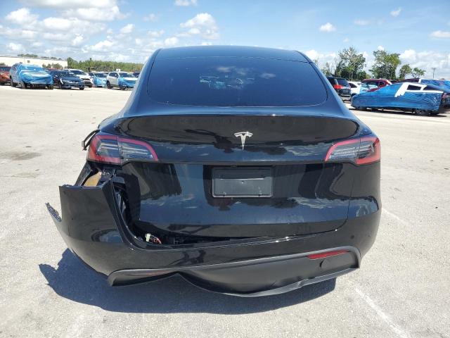 2024 TESLA MODEL Y 7SAYGDED9RF197995