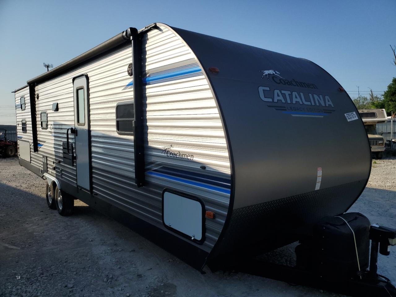 Lot #3216912270 2020 COACH CATALINA