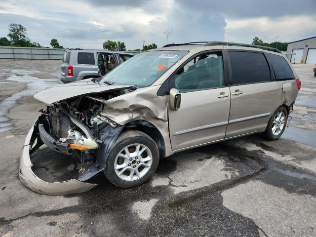 TOYOTA SIENNA XLE
