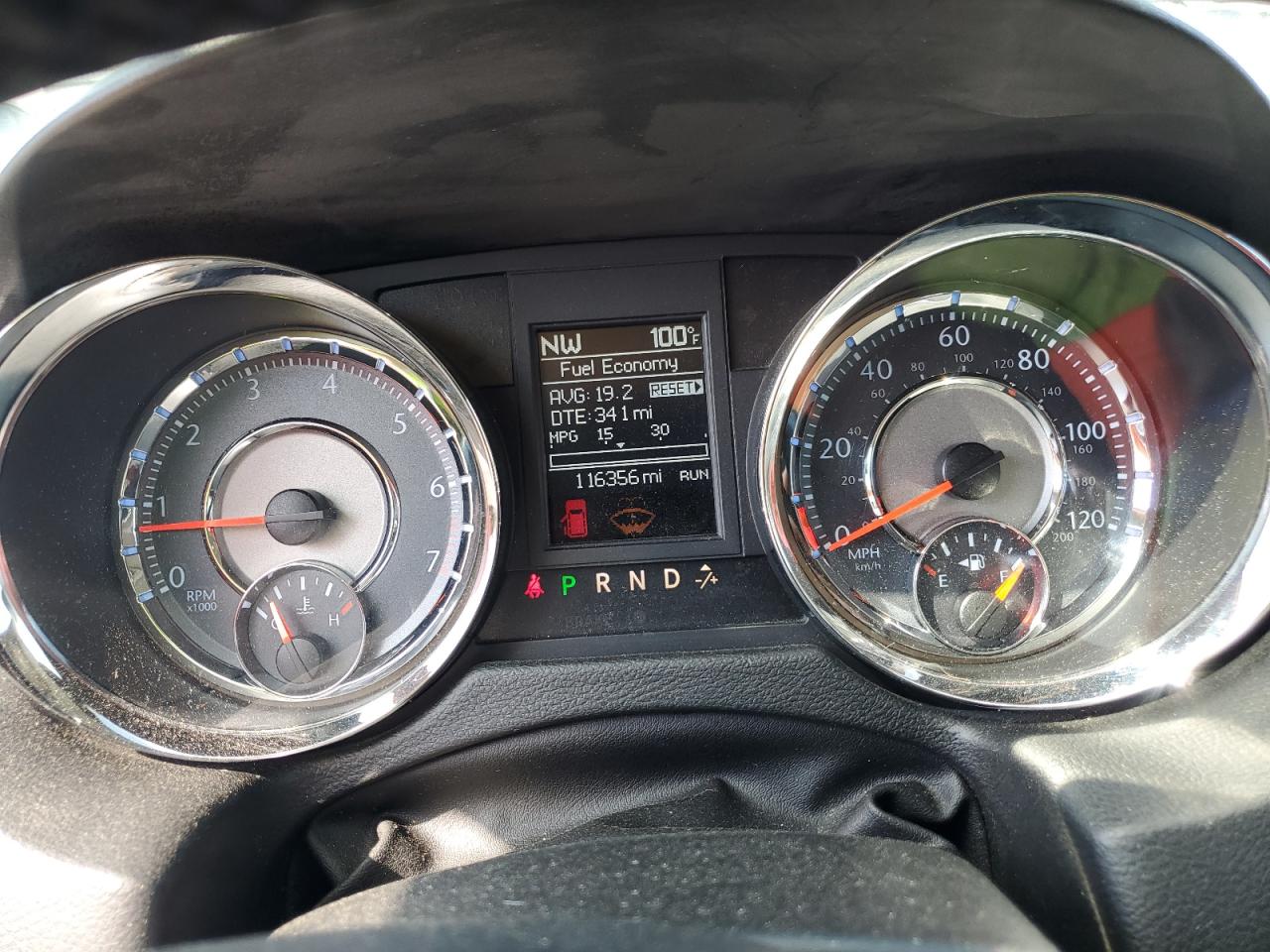 CHRYSLER TOWN & COUNTRY LIMITED