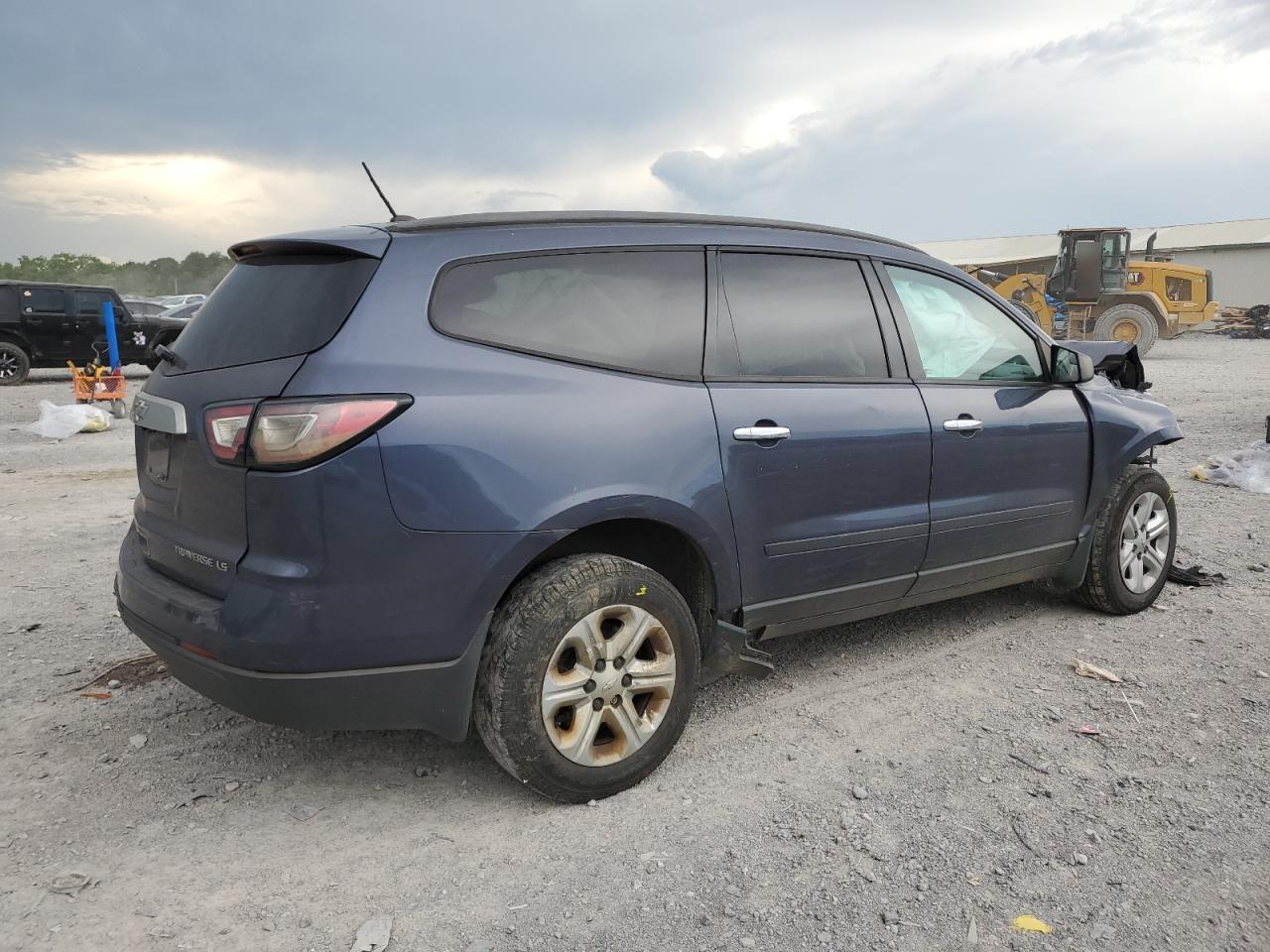 CHEVROLET TRAVERSE LS