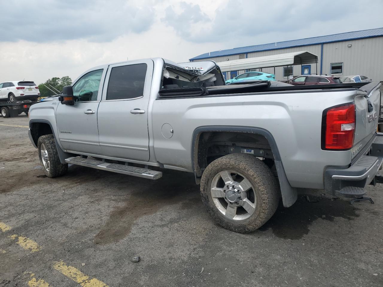 GMC SIERRA K2500 SLE