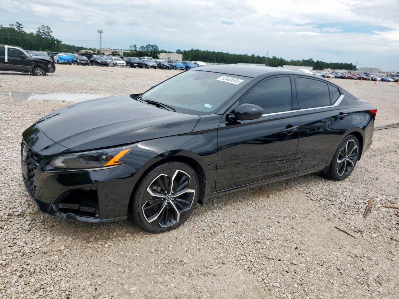 NISSAN ALTIMA SR