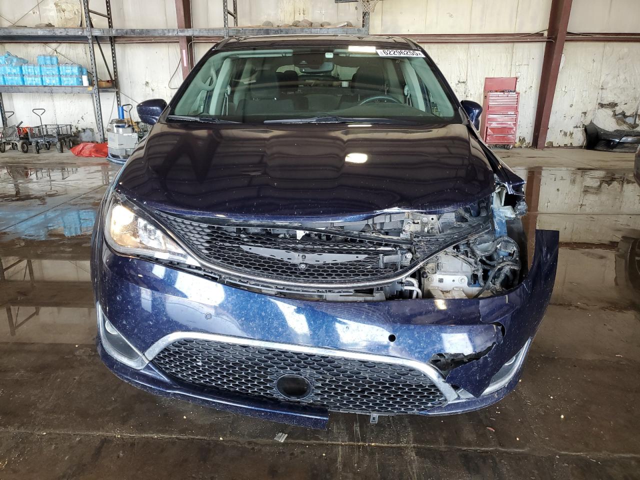 CHRYSLER PACIFICA TOURING