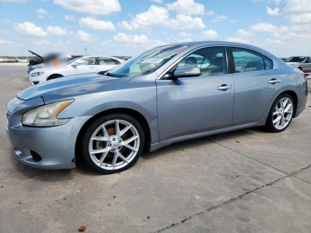 NISSAN MAXIMA S