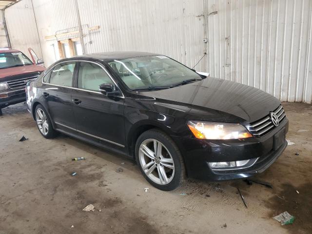 2015 VOLKSWAGEN PASSAT SE 1VWBS7A30FC002839