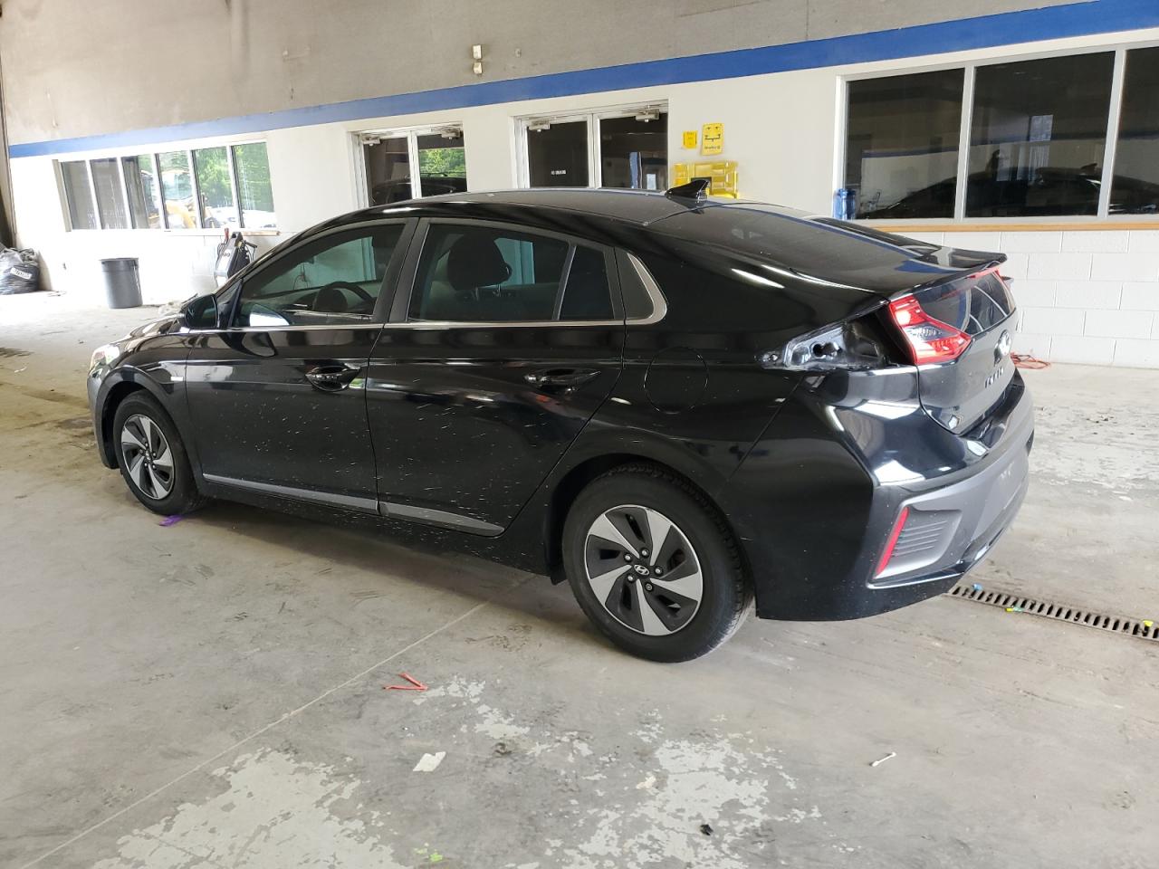 HYUNDAI IONIQ SEL