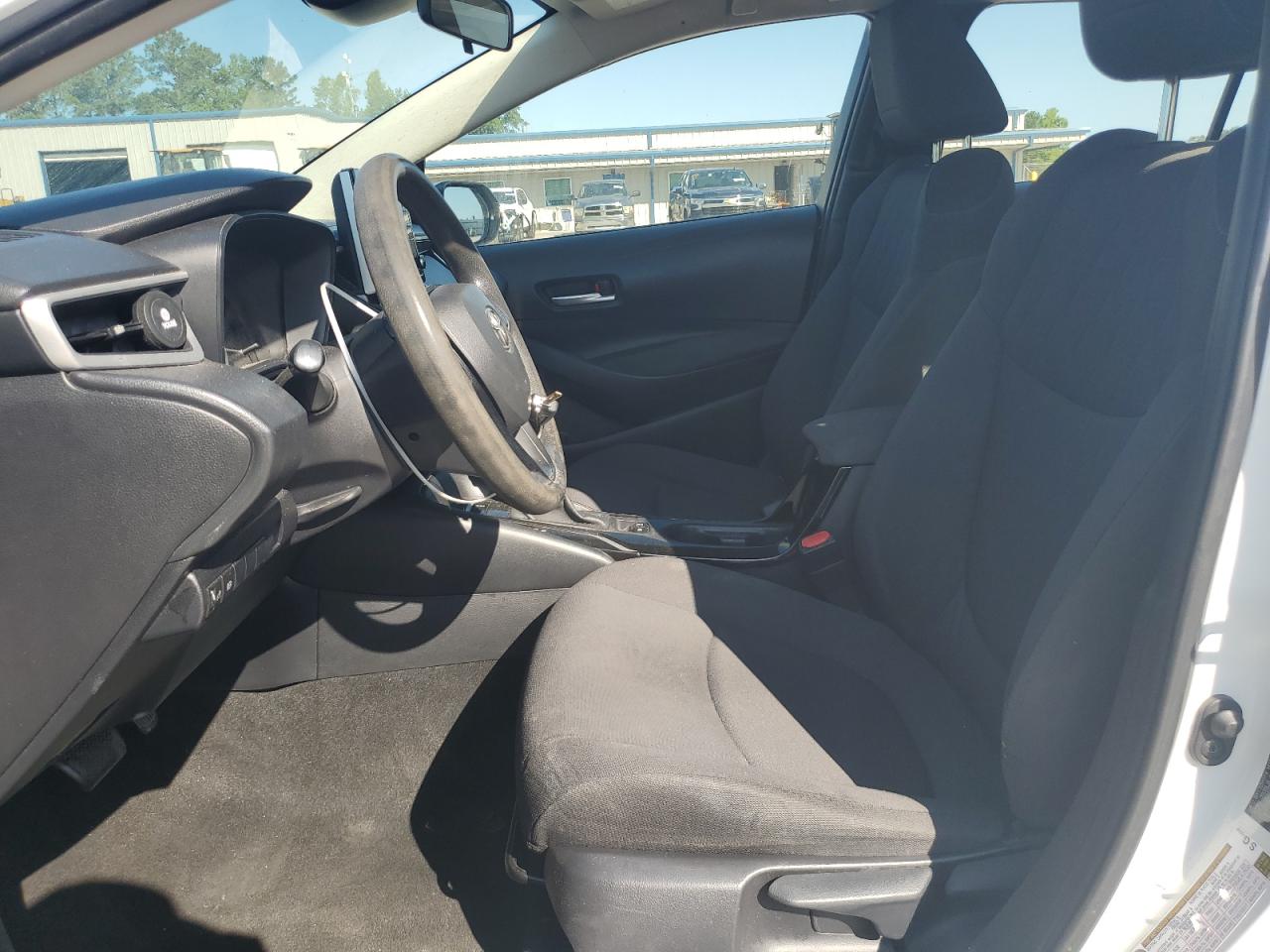 Lot #3317814078 2020 TOYOTA COROLLA LE