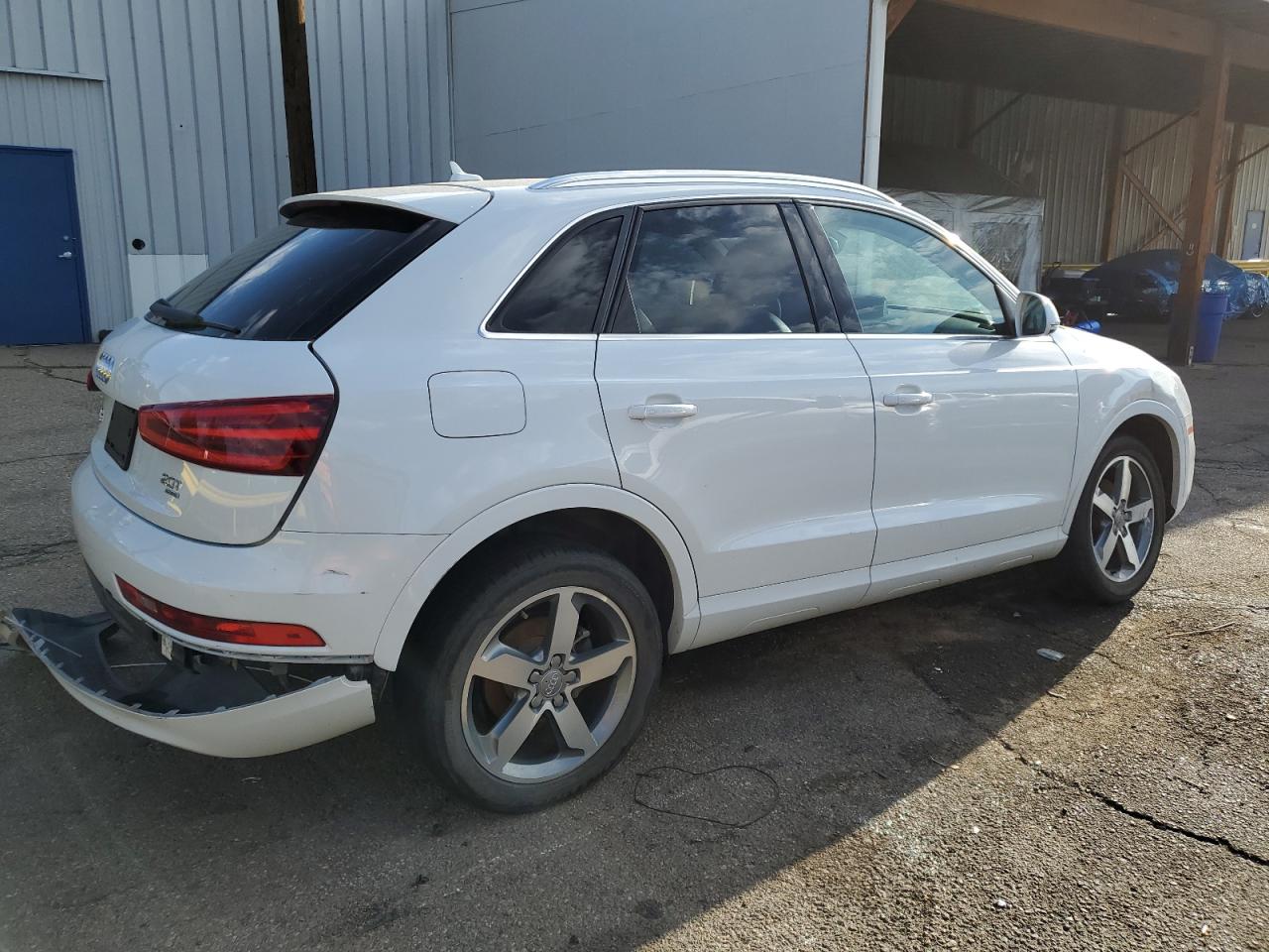 AUDI Q3 PREMIUM PLUS