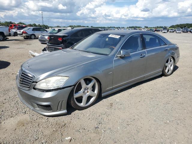 MERCEDES-BENZ S 550