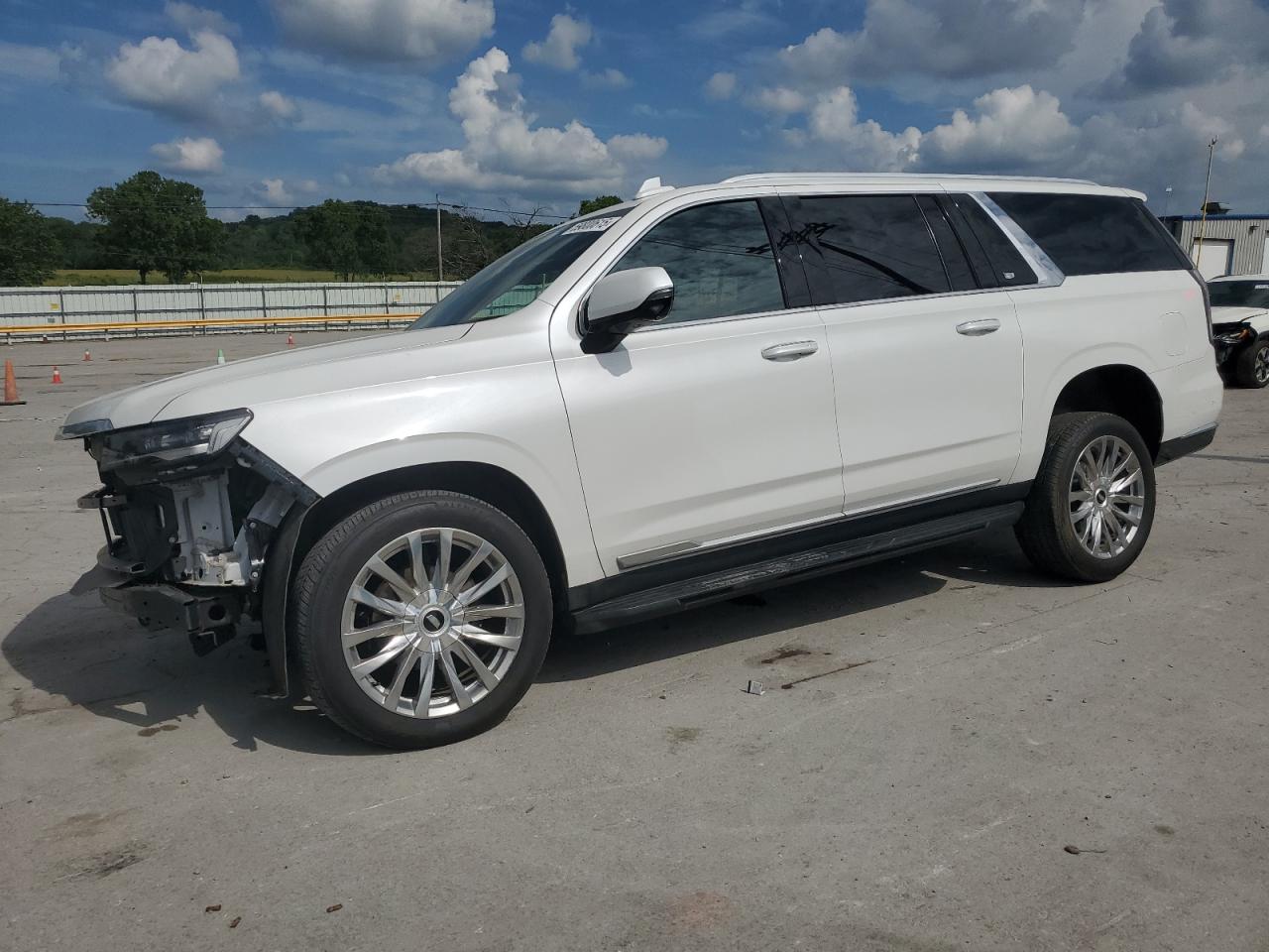 CADILLAC ESCALADE ESV PREMIUM LUXURY