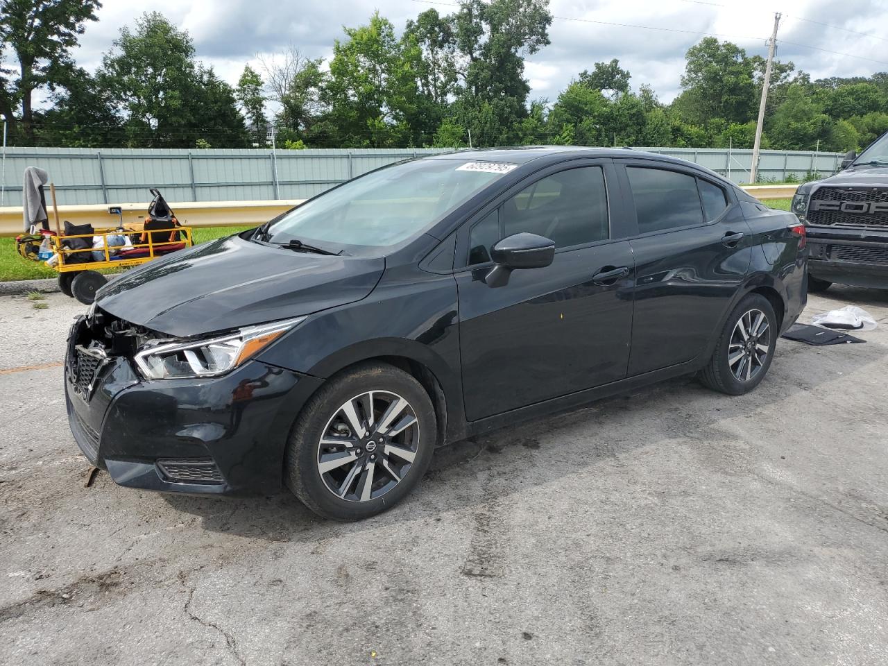 NISSAN VERSA SV