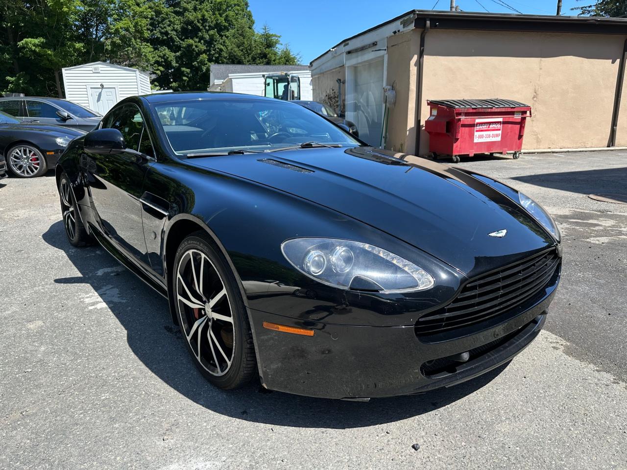 ASTON MARTIN VANTAGE