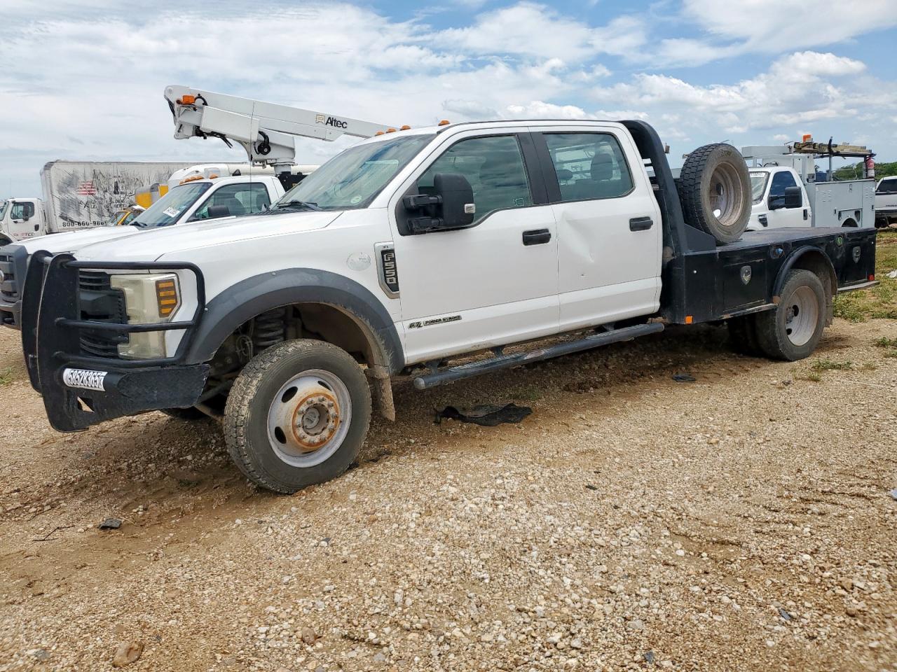 FORD F-550 SUPER DUTY