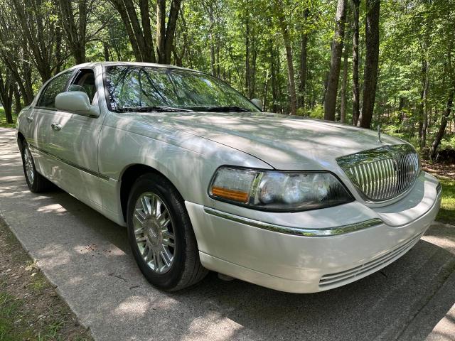 LINCOLN TOWN CAR S