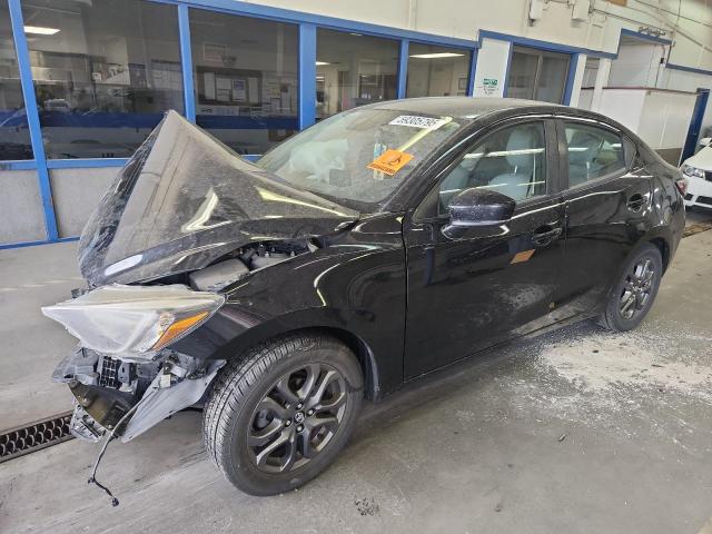 TOYOTA YARIS L