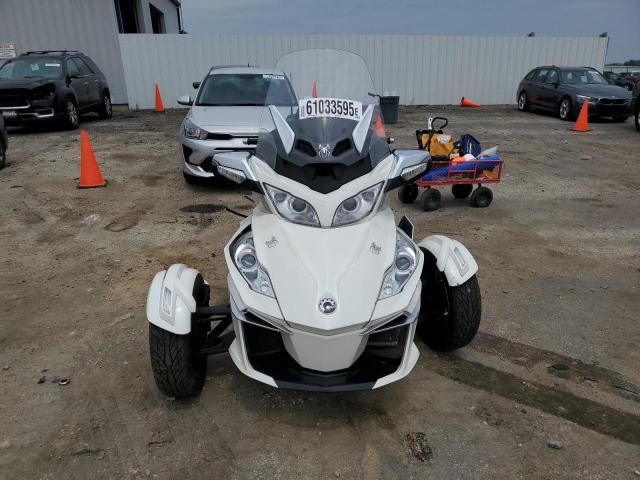2018 CAN-AM SPYDER ROA 2BXNBDD2XJV004056