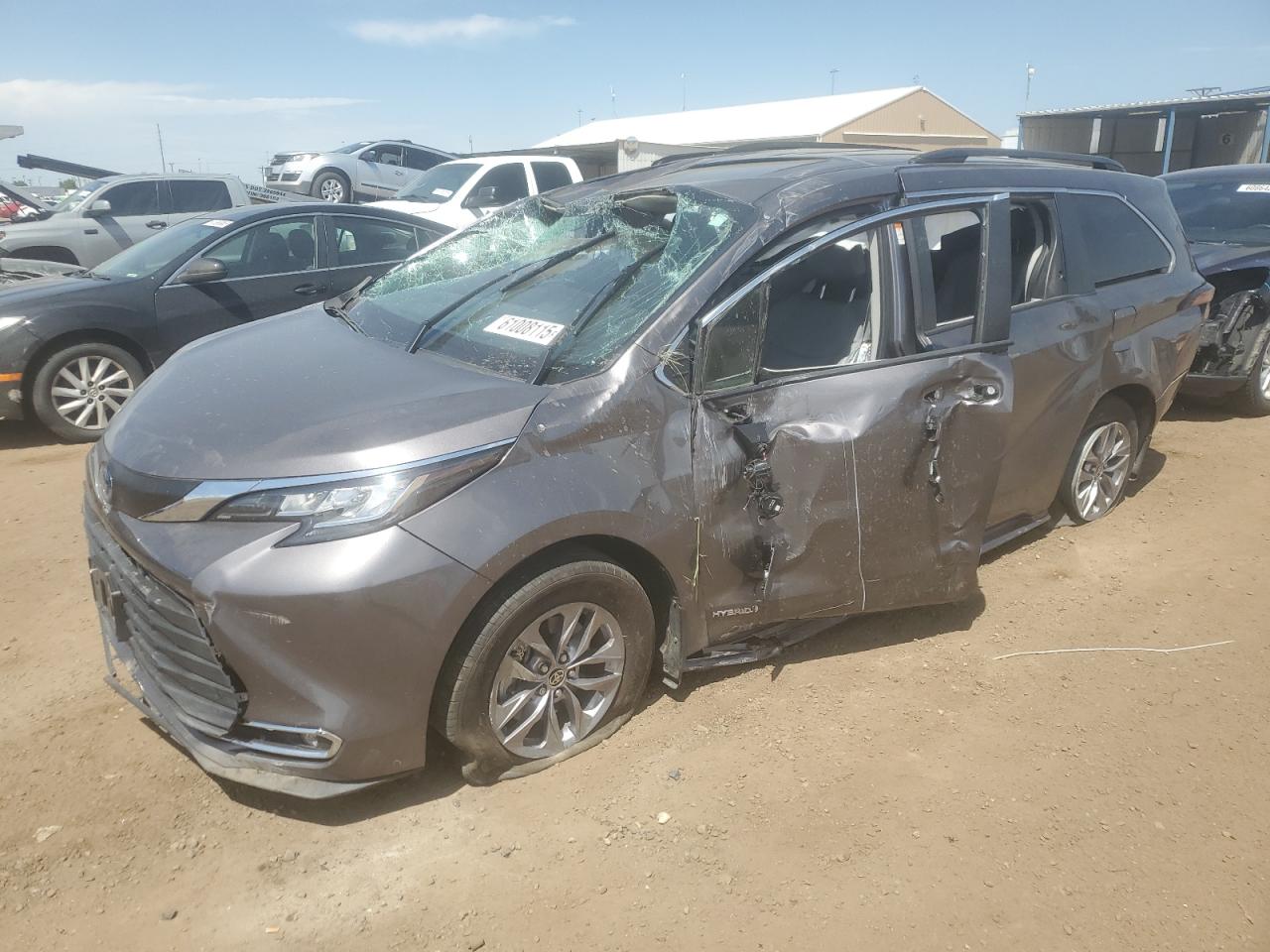 TOYOTA SIENNA XLE