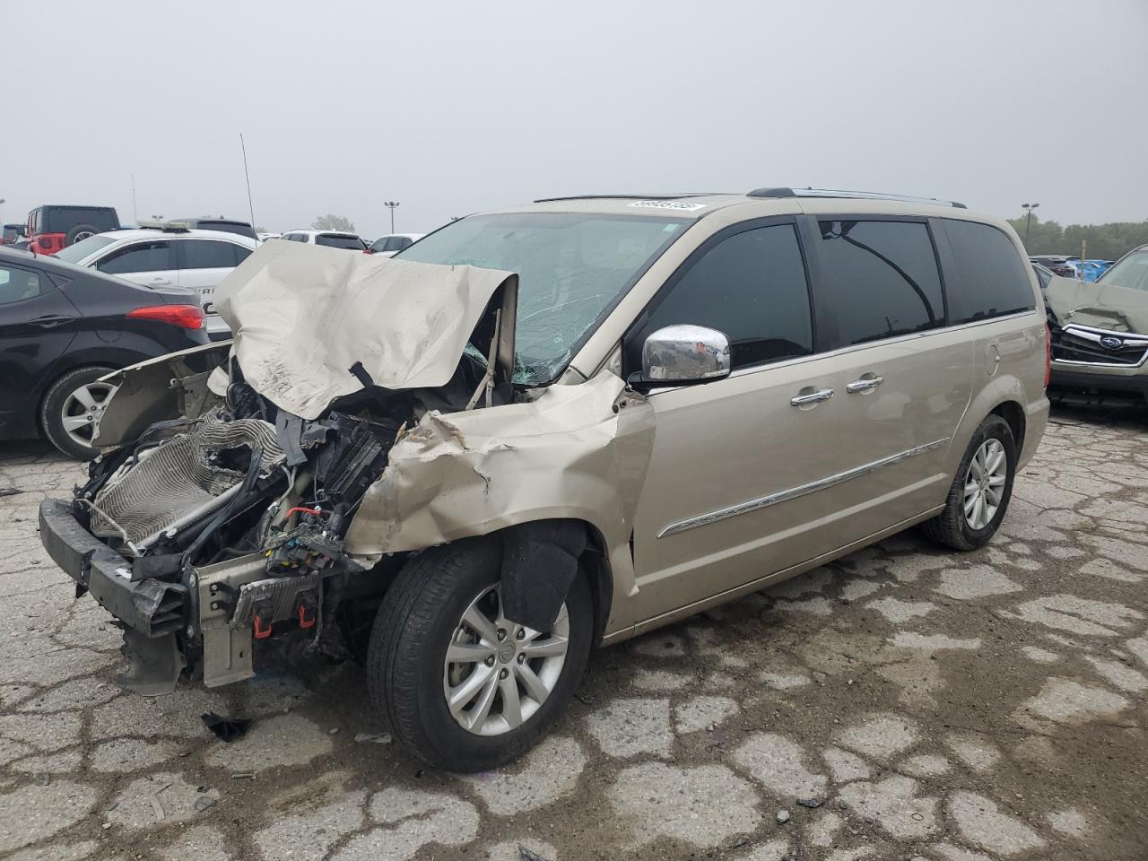 CHRYSLER TOWN & COUNTRY LIMITED PLATINUM