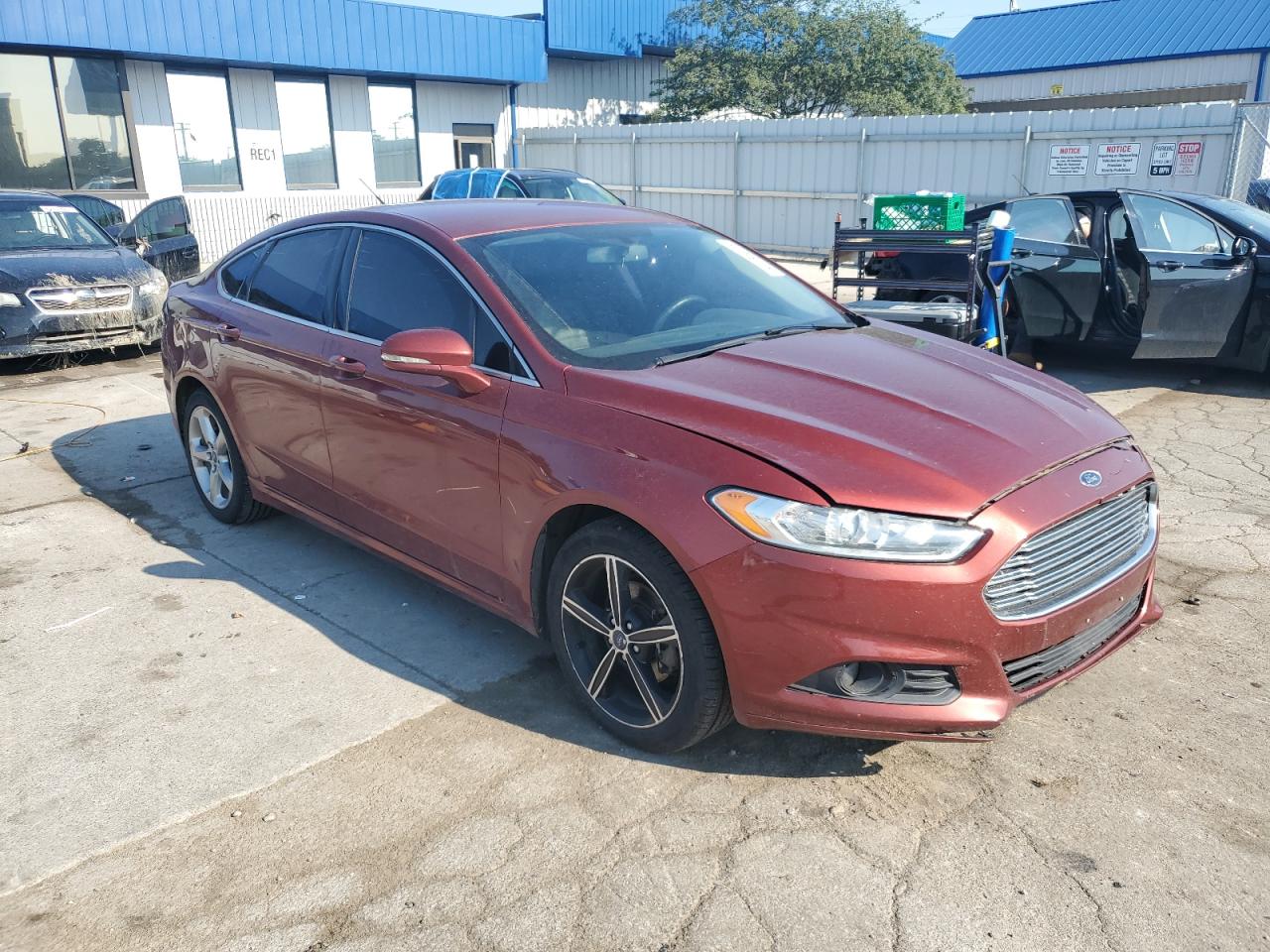 FORD FUSION SE