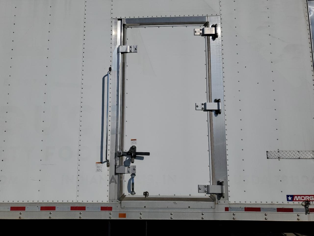 Lot #3186708995 2018 FREIGHTLINER M2 106 MED