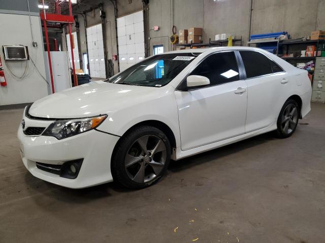 TOYOTA CAMRY BASE