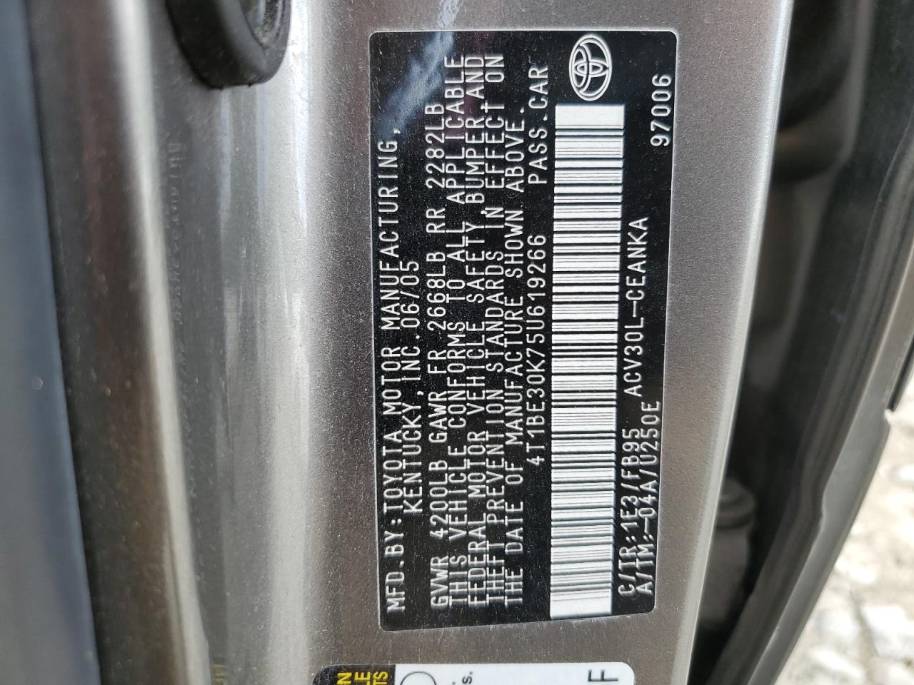 Toyota Camry le 2005