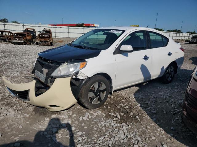 NISSAN VERSA S