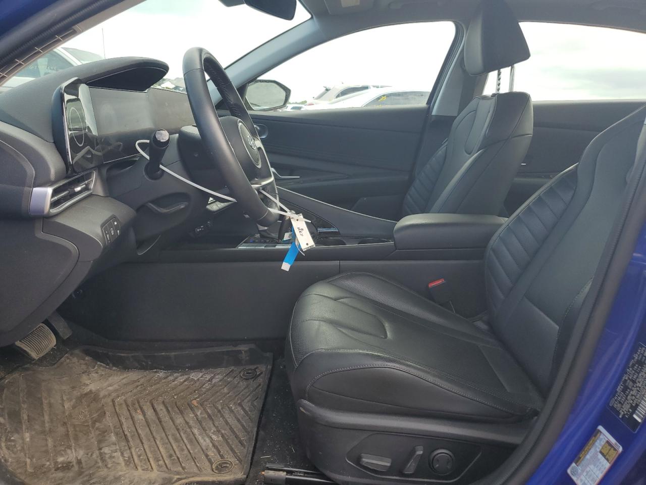 HYUNDAI ELANTRA LIMITED