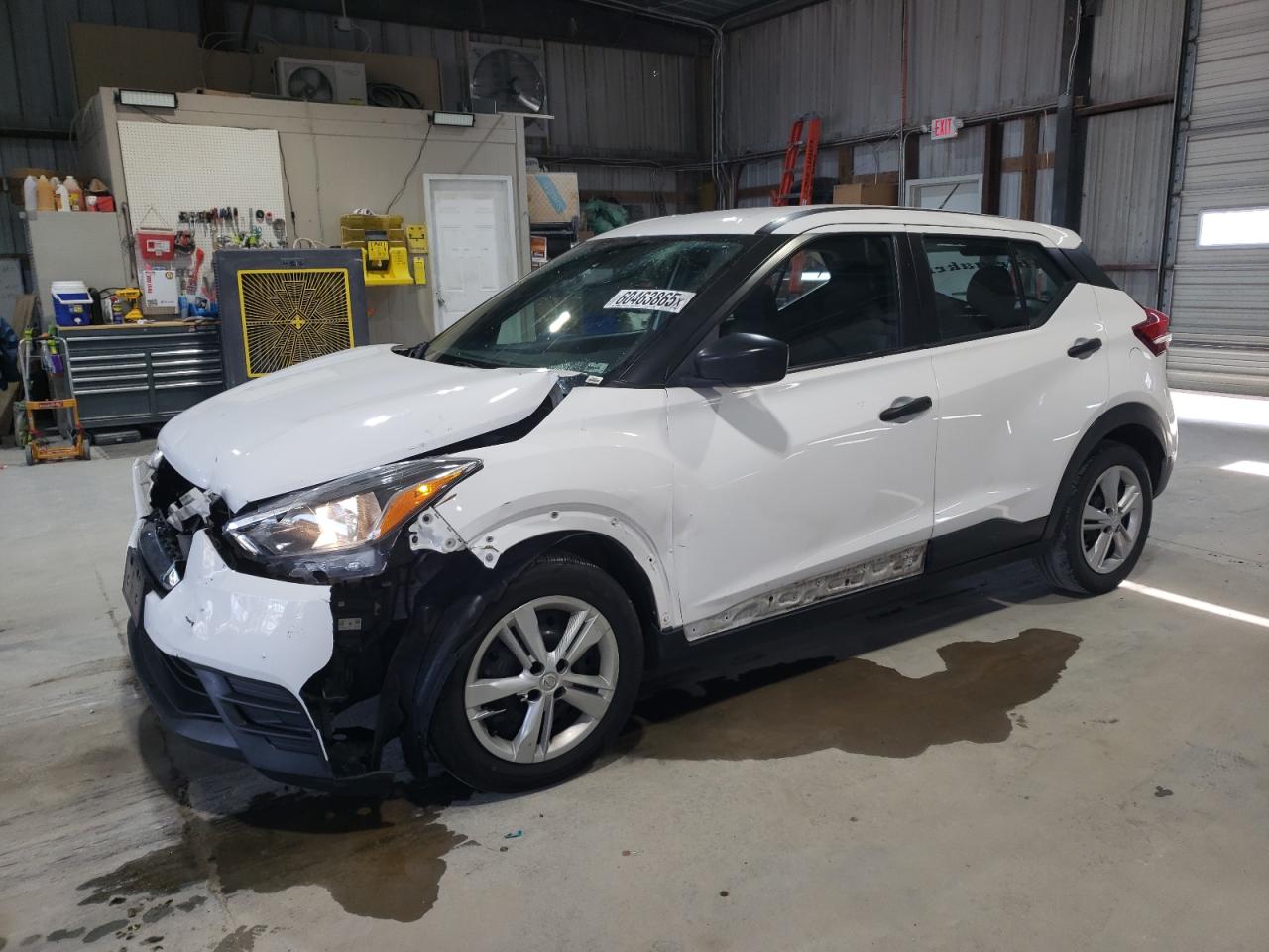 NISSAN KICKS S